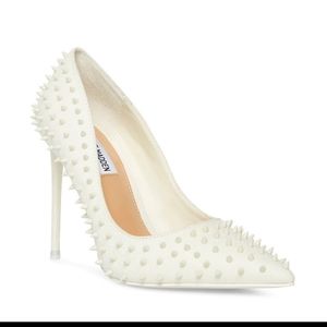 NWT Steve Madden Vala-s White